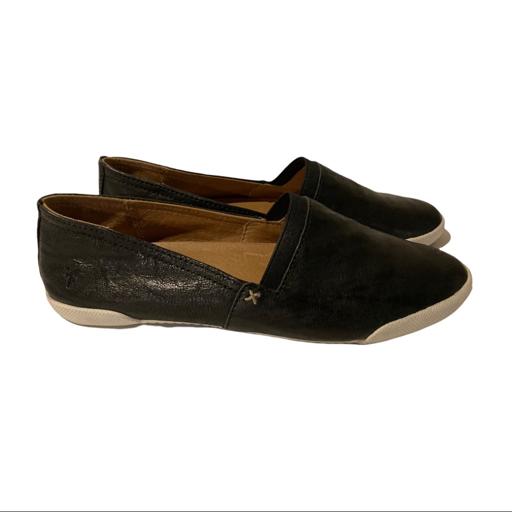 Frye Melanie black leather slip on Size 9